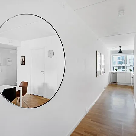 Modern 1-bedroom With A Balcony In Orestad *