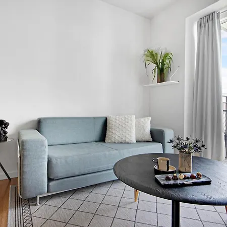 Modern 1-bedroom With A Balcony In Orestad *